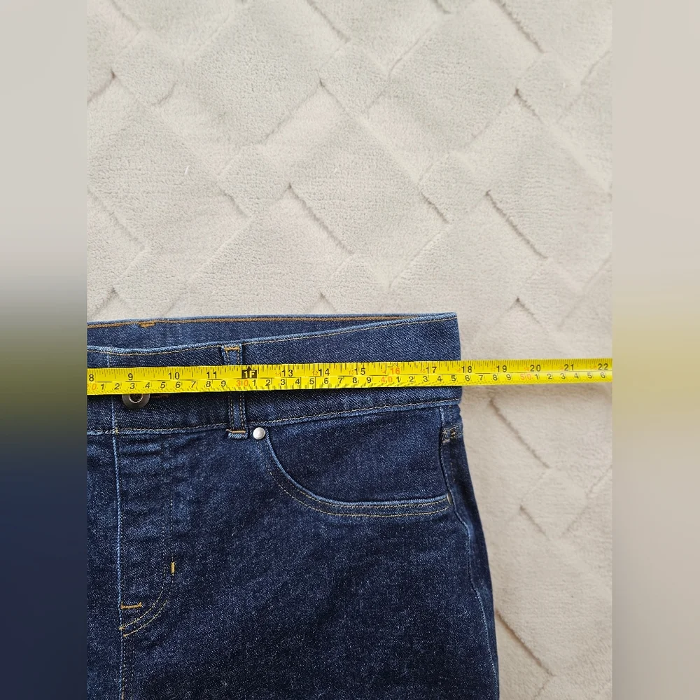 Spanx Shape EveryWear FLARE Raw Indigo Jeans Womens 1X Pull On Stretch - Picture 6 of 11